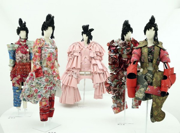Wearable Art: What You Need To Know About Rei Kawakubo and Comme des ...